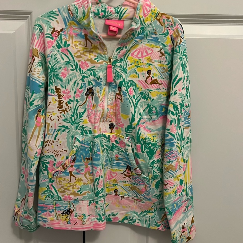 GUC- girls Lilly Pulitzer quarter zip pop over size medium (6-7)